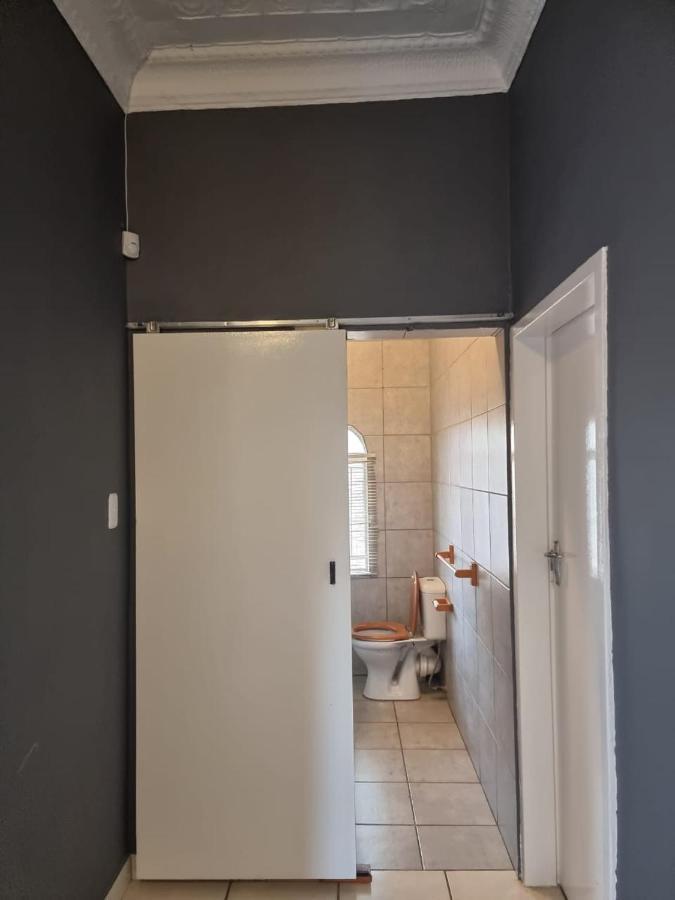 Wallaces Place Pietersburg Buitenkant foto